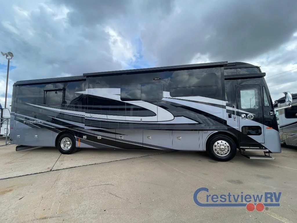 2026 Tiffin Motorhomes Phaeton 40 IH photo 3