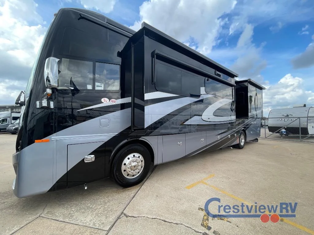 2026 Tiffin Motorhomes Phaeton 40 IH photo 6