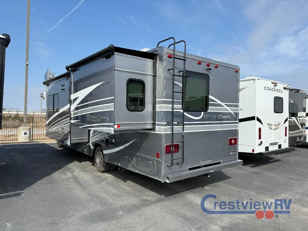 2025 Winnebago Minnie Winnie 26T photo 24