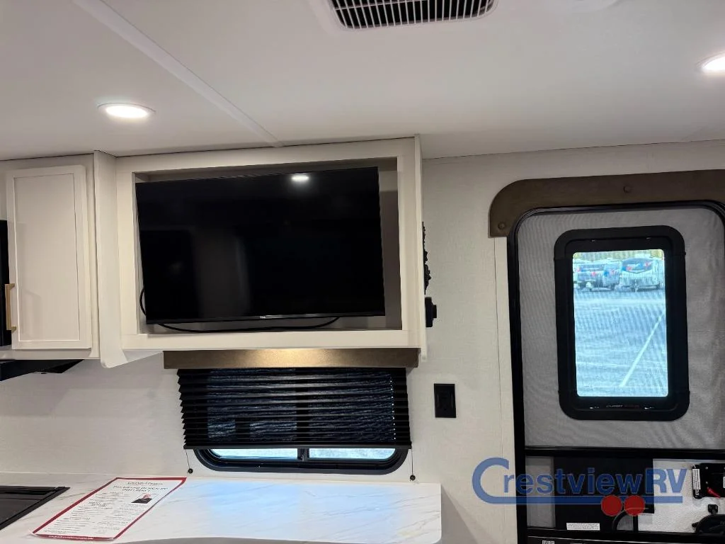 2026 Grand Design Transcend 265BHT photo 11