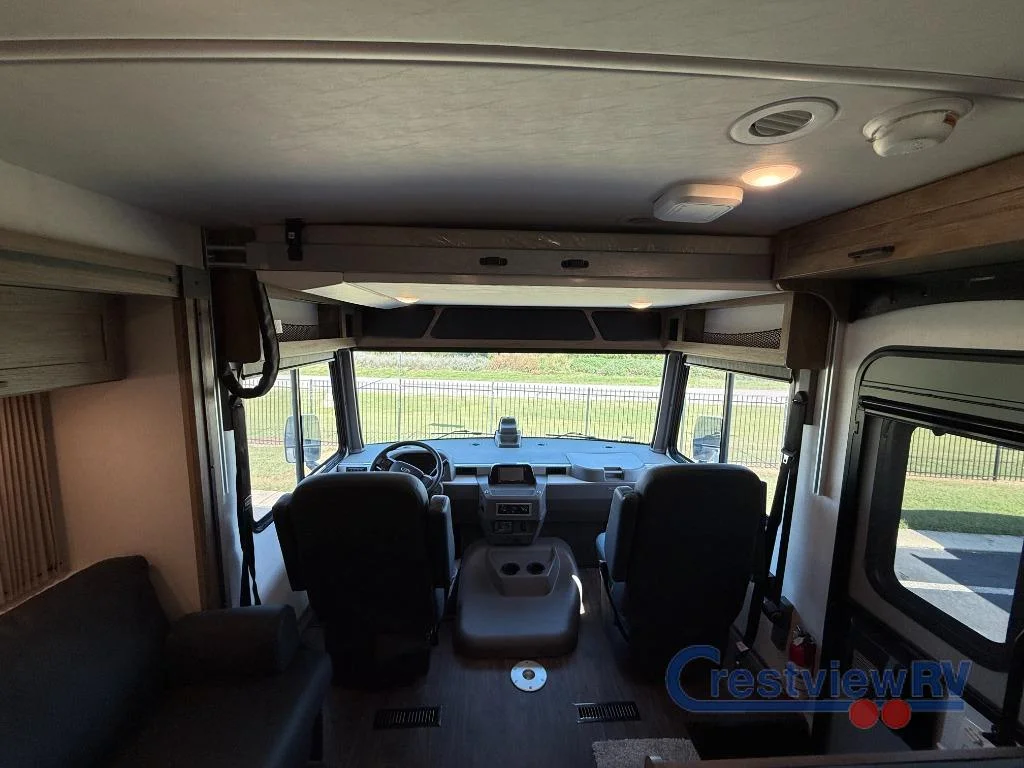 2026 Winnebago Sunstar 29V photo 20