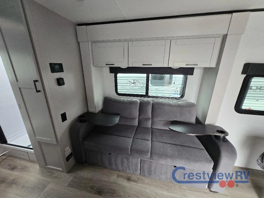 2026 Jayco Jay Feather Air 18FBS photo 12