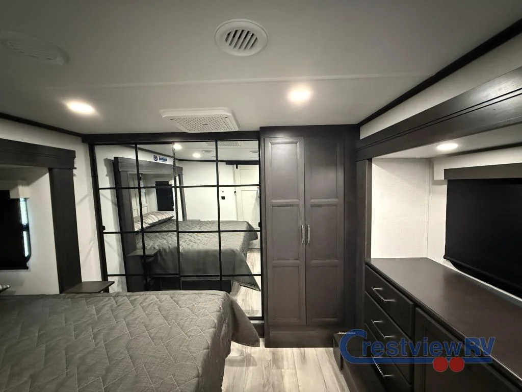 2026 Keystone RV Alpine 3303CK photo 24