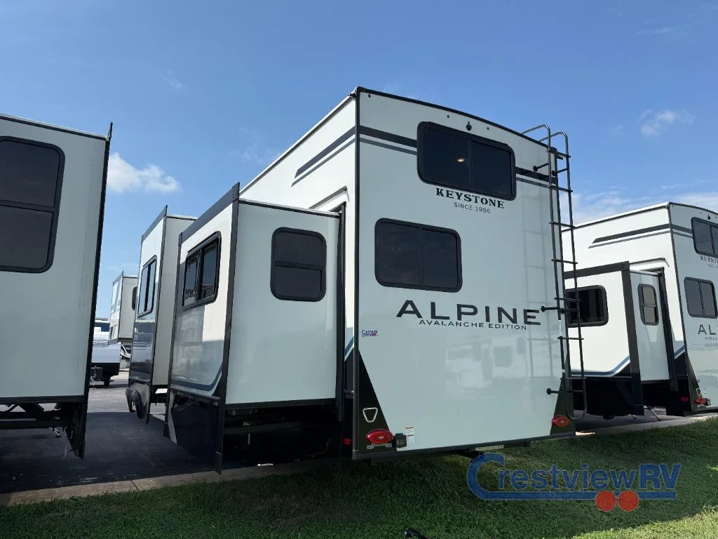 2026 Keystone Alpine Avalanche Edition 380LT photo 30