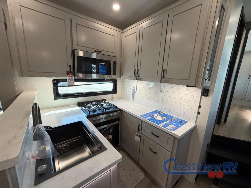 2026 Jayco North Point 395DSDB photo 15