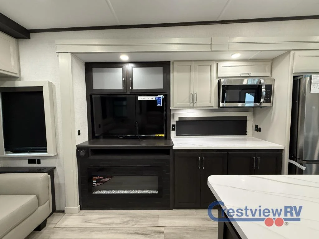2026 Keystone RV Alpine 3303CK photo 11
