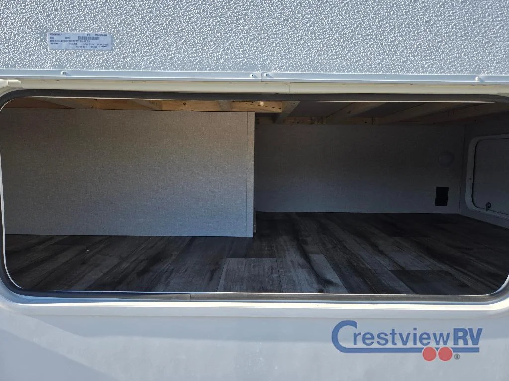 2026 Open Range RV Roamer Light Duty 28DBSS photo 10