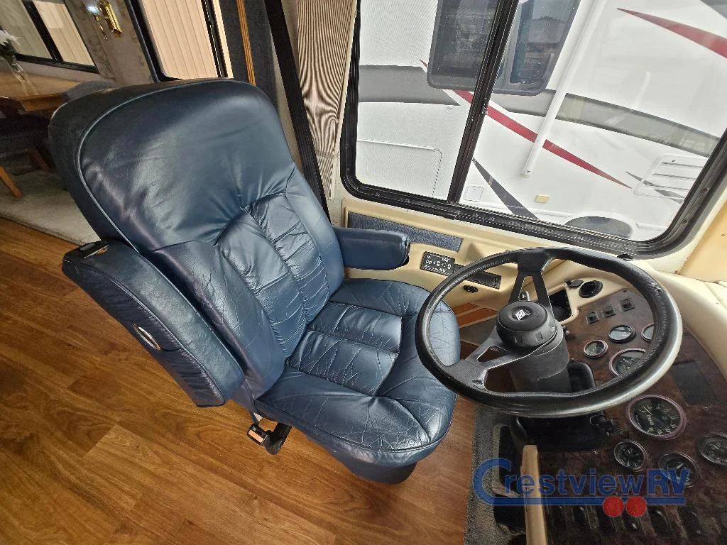 2000 Newmar Kountry Star 3251 photo 9