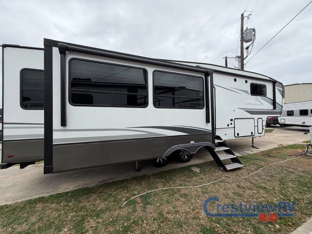 2024 Keystone Arcadia 3260RL photo 4