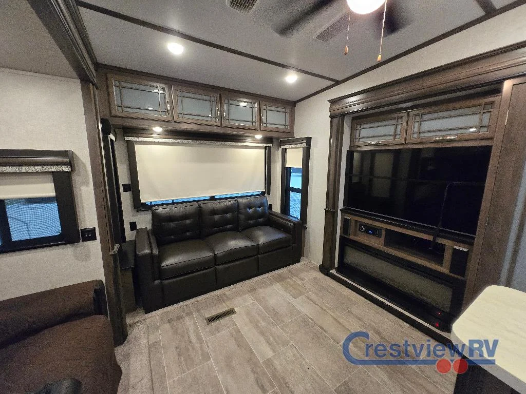 2020 Keystone Montana 3720RL photo 14