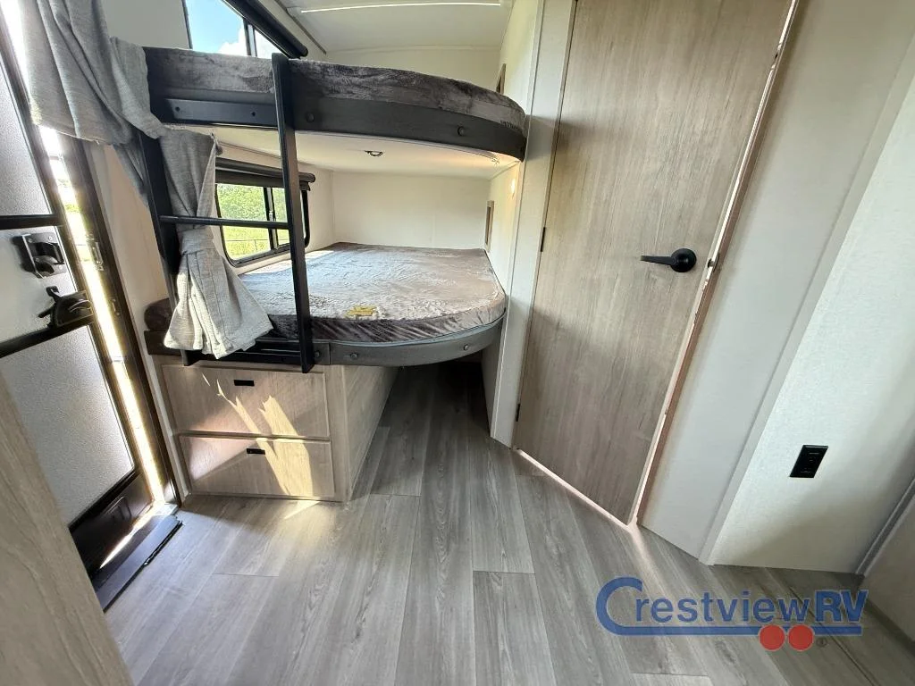 2026 Grand Design Imagine 2800BH photo 14