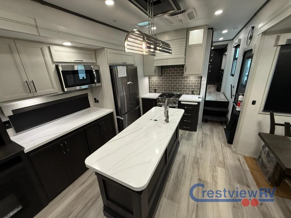 2026 Keystone RV Alpine 3303CK photo 13