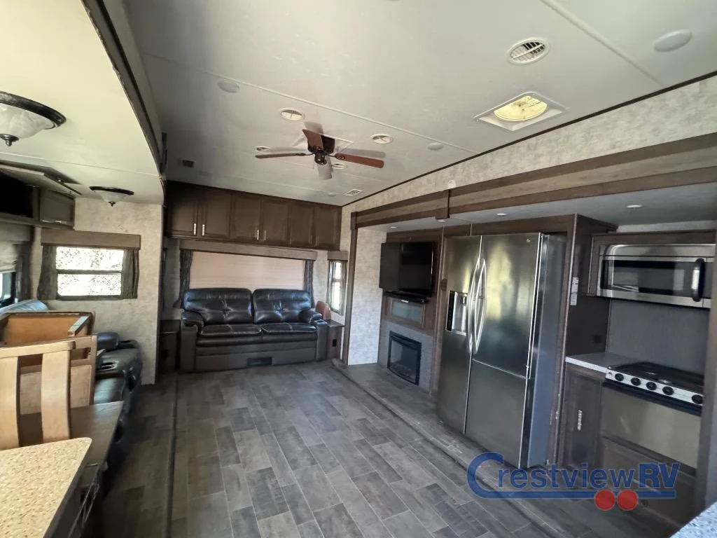 2017 Highland Ridge RV Open Range Roamer RF348RLS photo 8