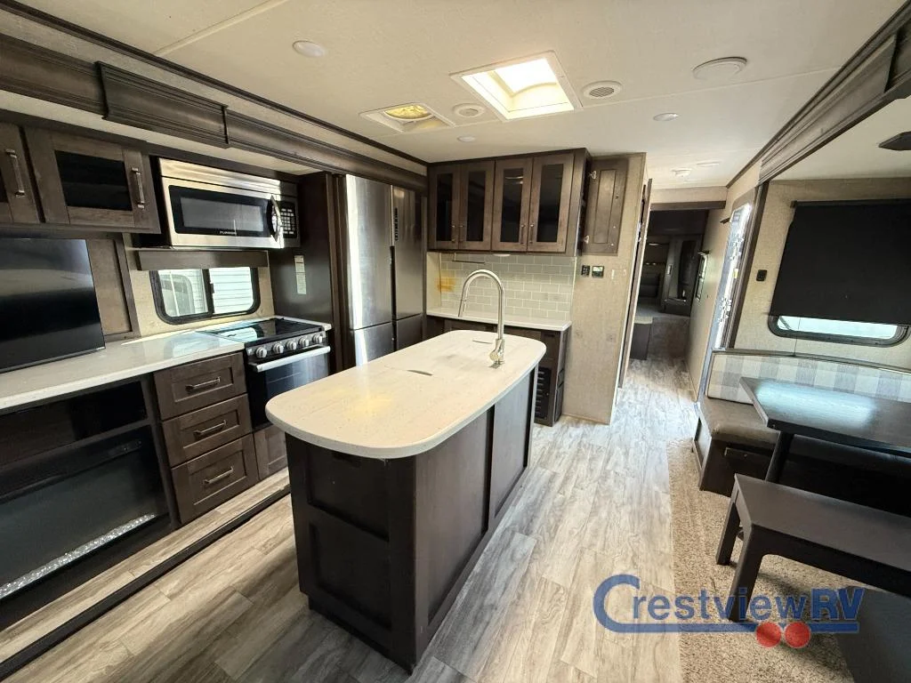 2022 Grand Design Reflection Travel Trailer photo 13