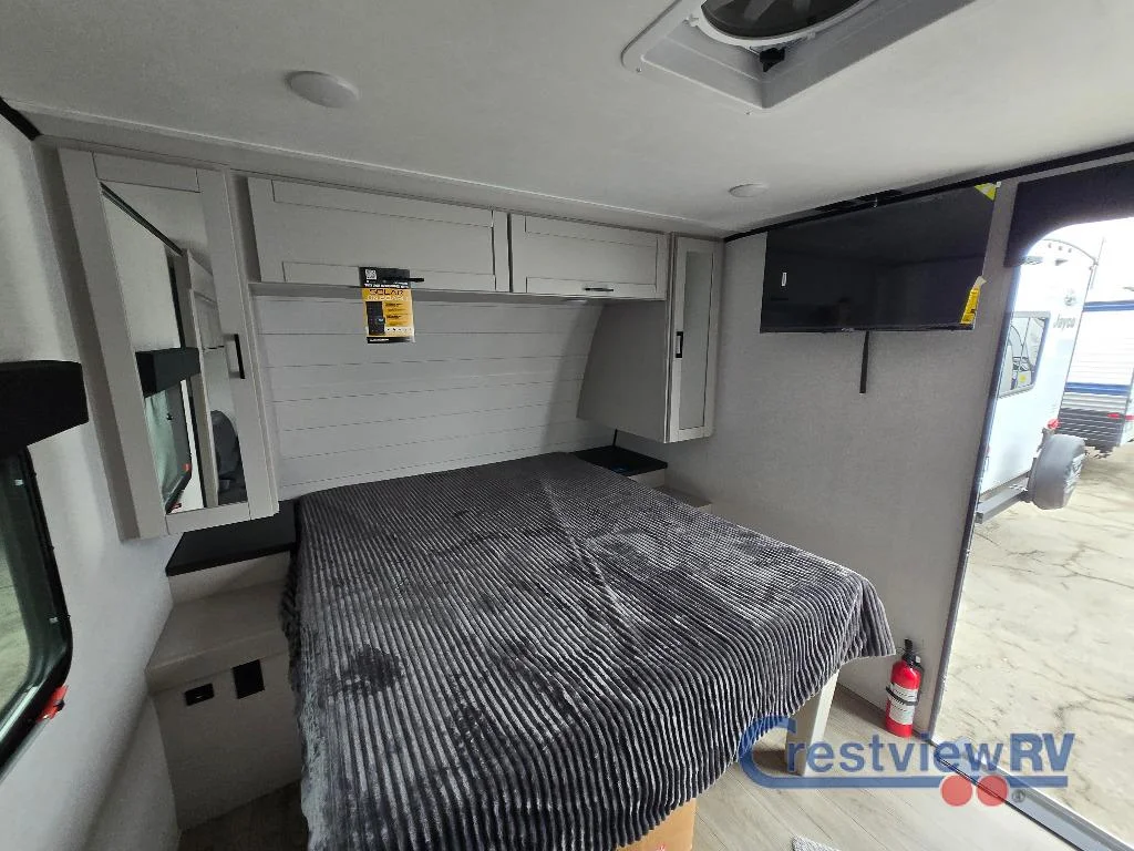 2026 Jayco Jay Feather Air 18FBS photo 10