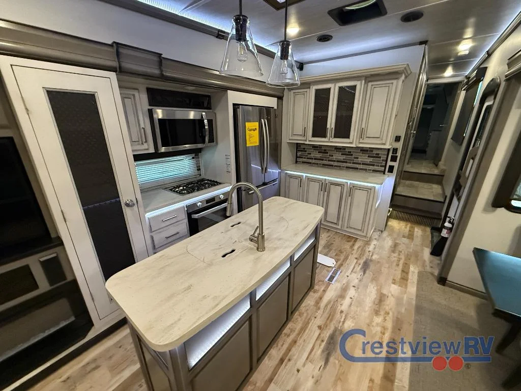 2020 Keystone Montana 3813MS photo 12