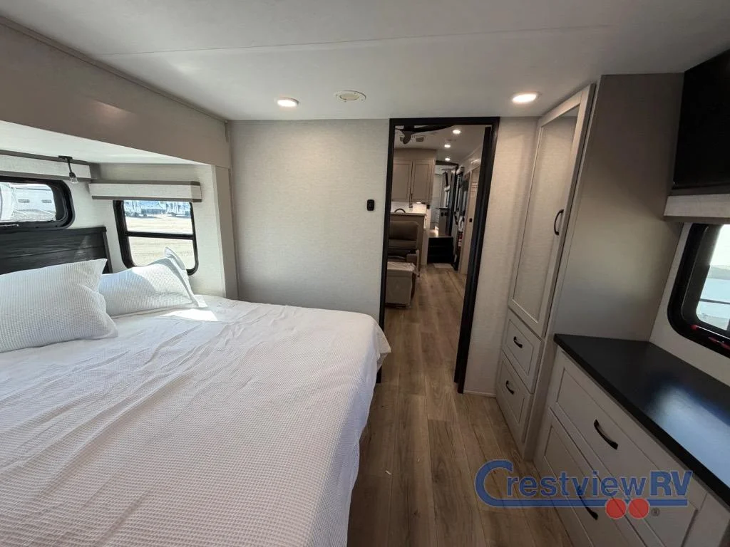 2026 Jayco North Point 395DSDB photo 26