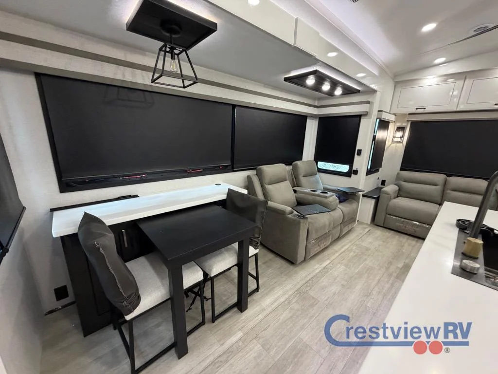 2026 Jayco Pinnacle 36FBTS photo 15