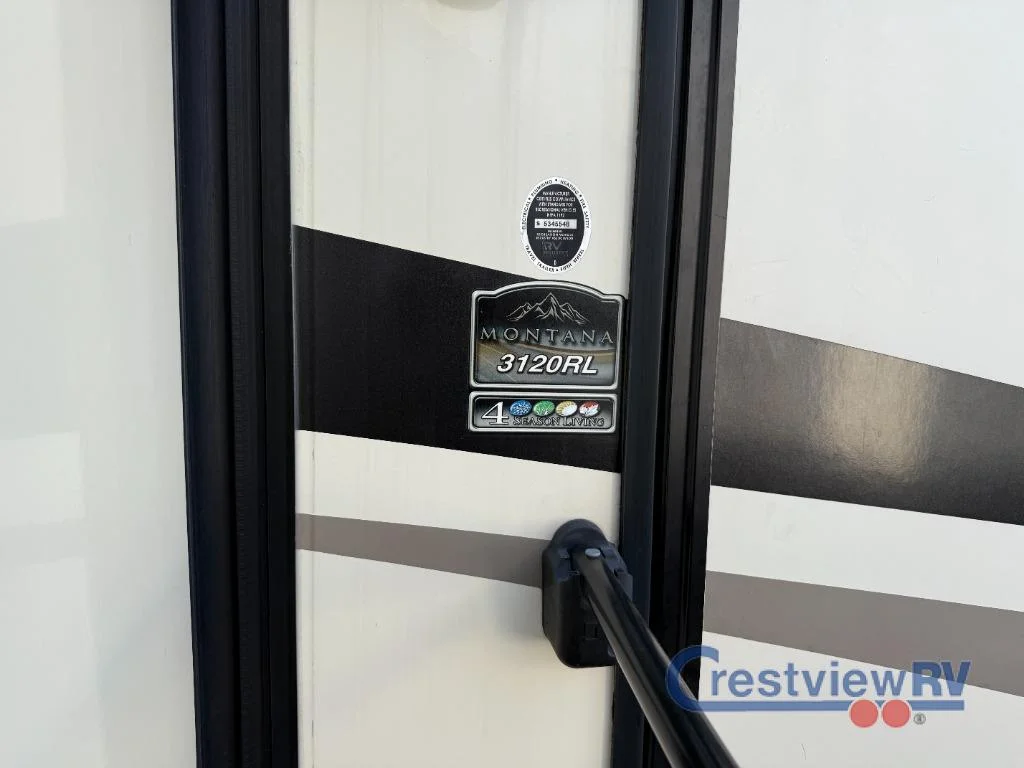 2019 Keystone RV Montana 3120RL photo 26