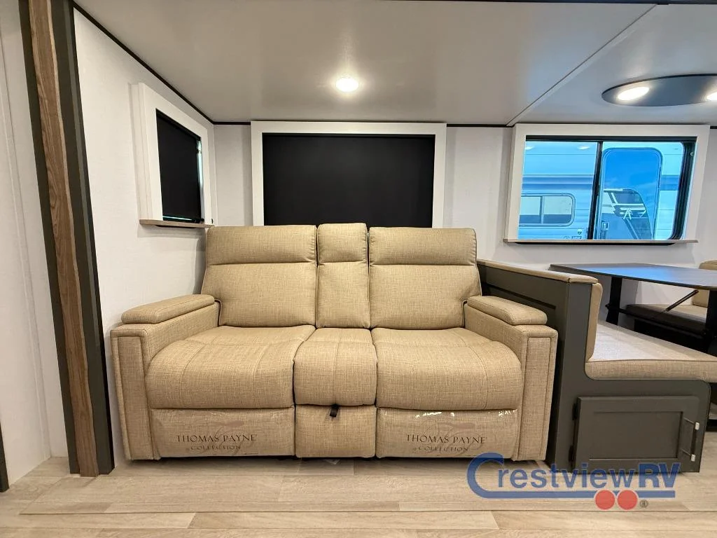 2026 Keystone Bullet 330BKQ photo 10