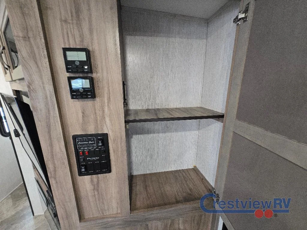 2023 Palomino SolAire 294DBHS photo 18
