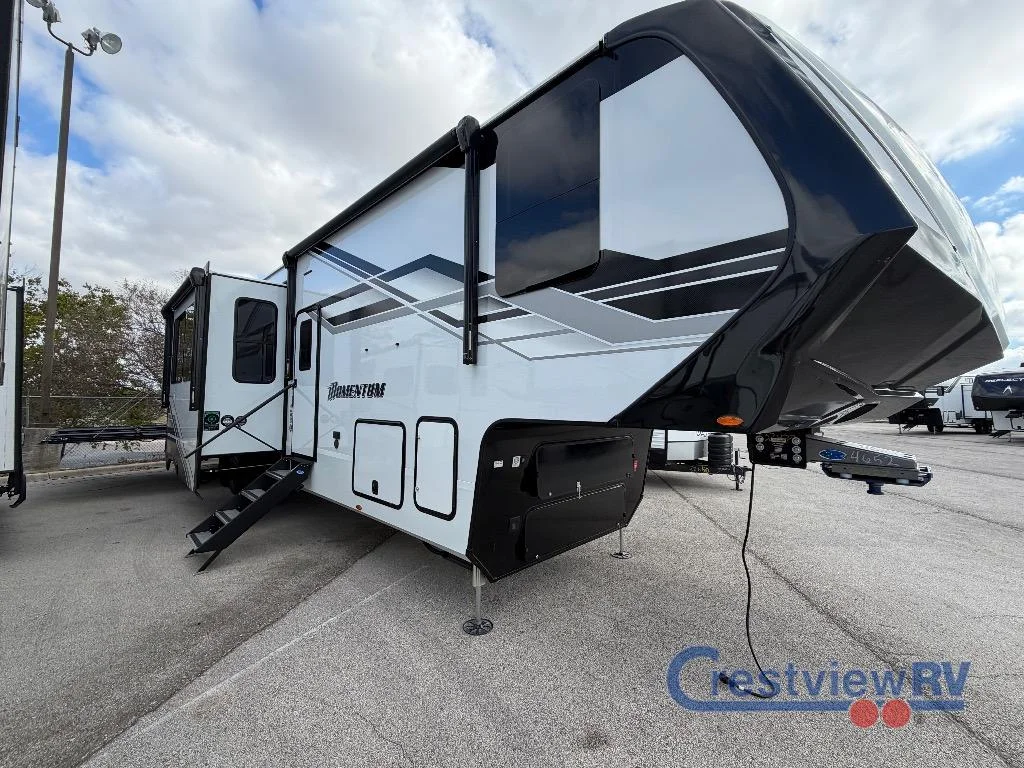 2026 Grand Design Momentum 399M photo 11
