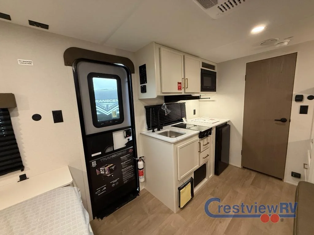 2026 Grand Design Transcend One 151BH photo 8