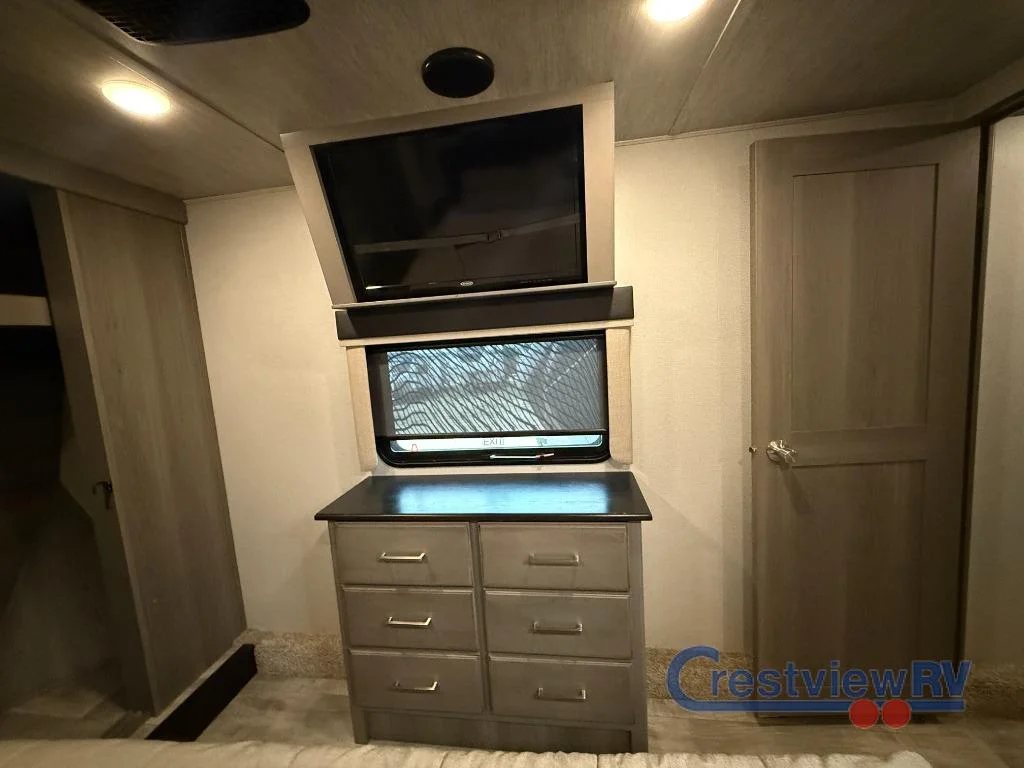 2020 Keystone Montana 3813MS photo 20
