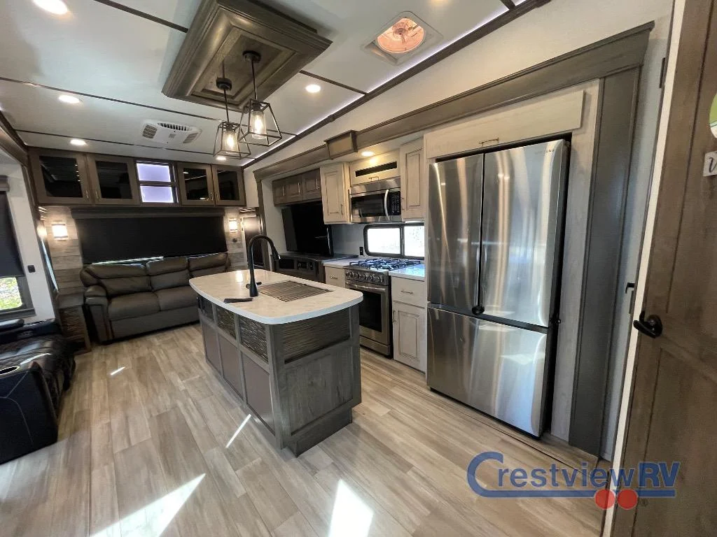 2021 Alliance RV Paradigm 370FB photo 12