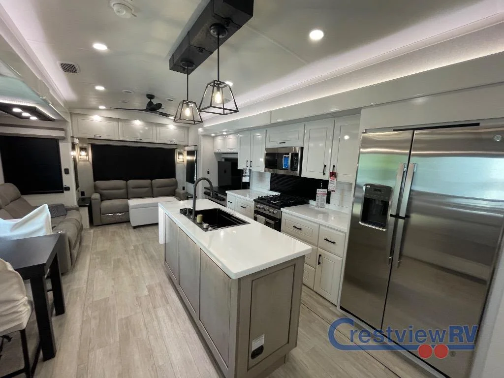 2026 Jayco Pinnacle 38SSWS photo 12