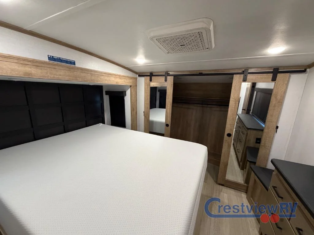 2024 Keystone Arcadia 3260RL photo 26