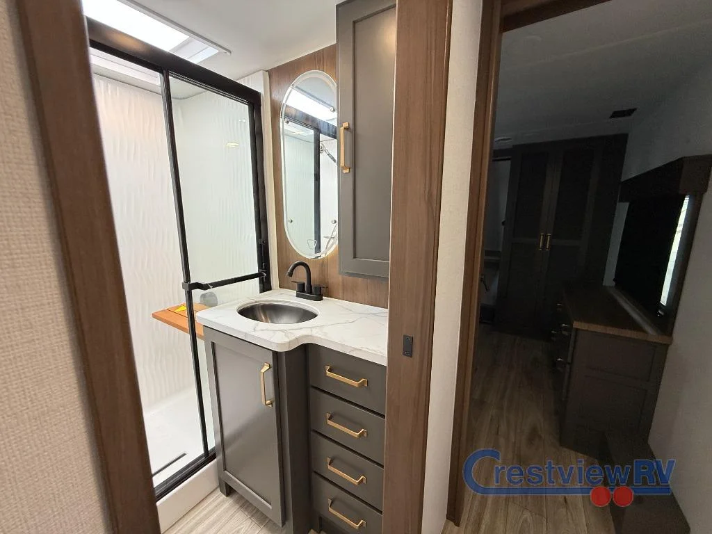 2026 Keystone Montana High Country 290RL photo 19