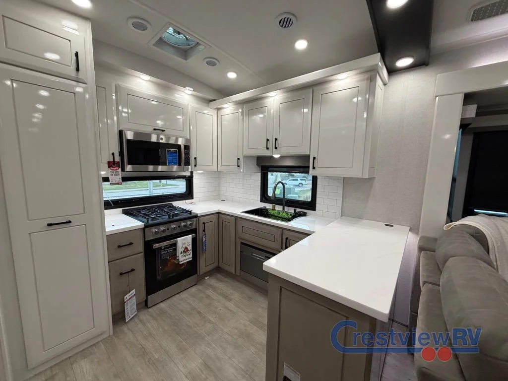 2026 Jayco Pinnacle 38FBRK photo 17