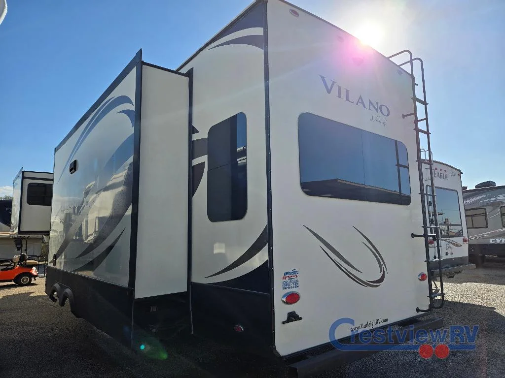 2017 VanLeigh RV Vilano 365RL photo 5