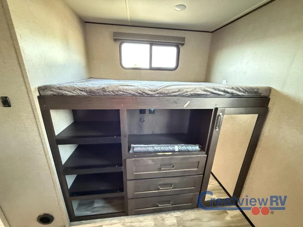 2022 Grand Design Reflection Travel Trailer photo 19
