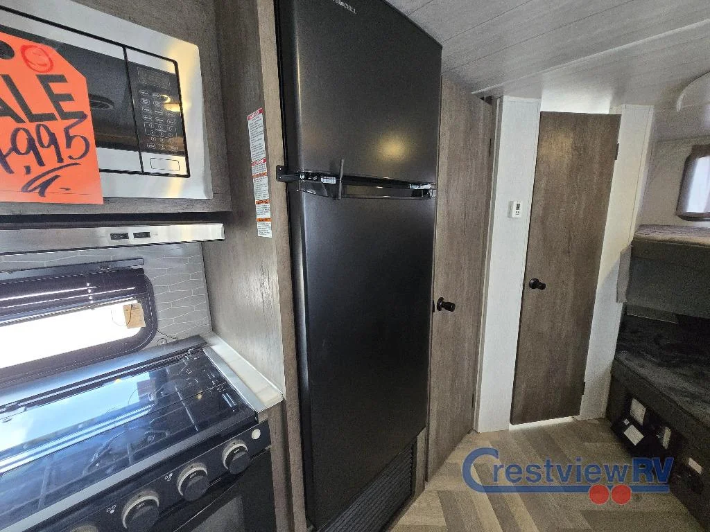 2022 Forest River Wildwood X-Lite 263BHXL photo 21