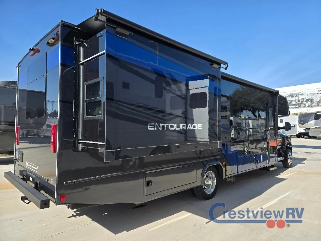 2026 Coachmen Entourage 340BH photo 5