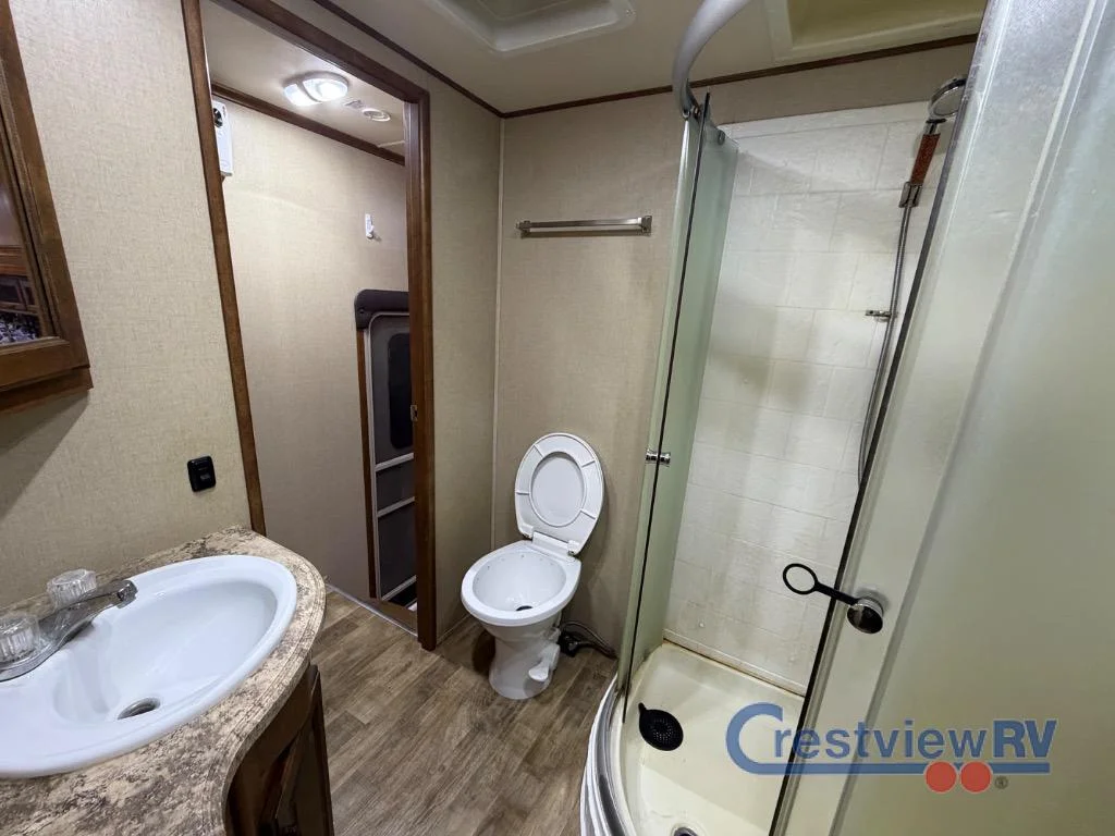 2015 Grand Design Reflection Fifth Wheel photo 22