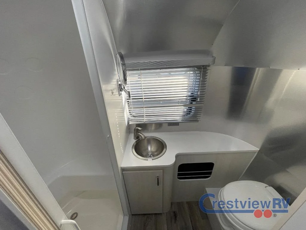 2019 Airstream Sport 22FB photo 20