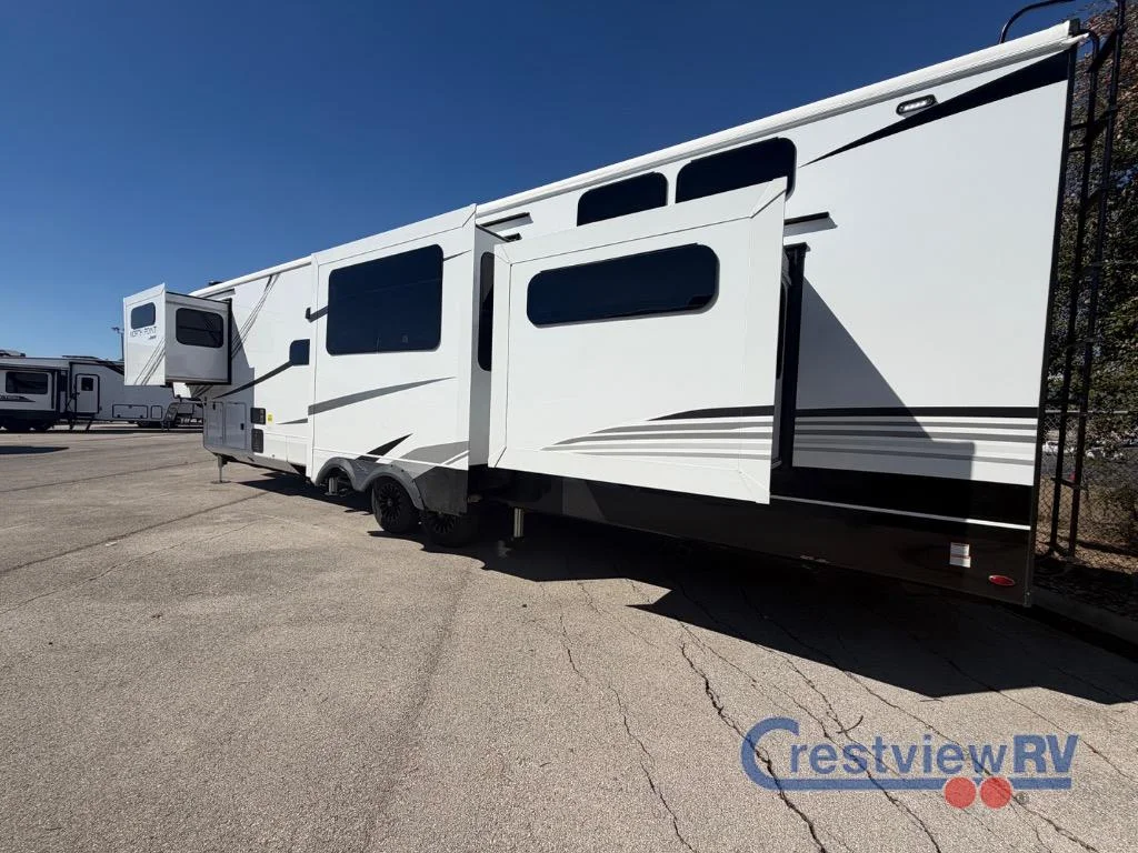 2026 Jayco North Point 395DSDB photo 8