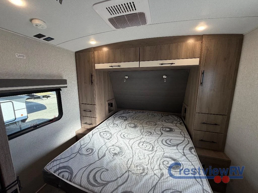 2024 Grand Design Imagine 3210BH photo 28