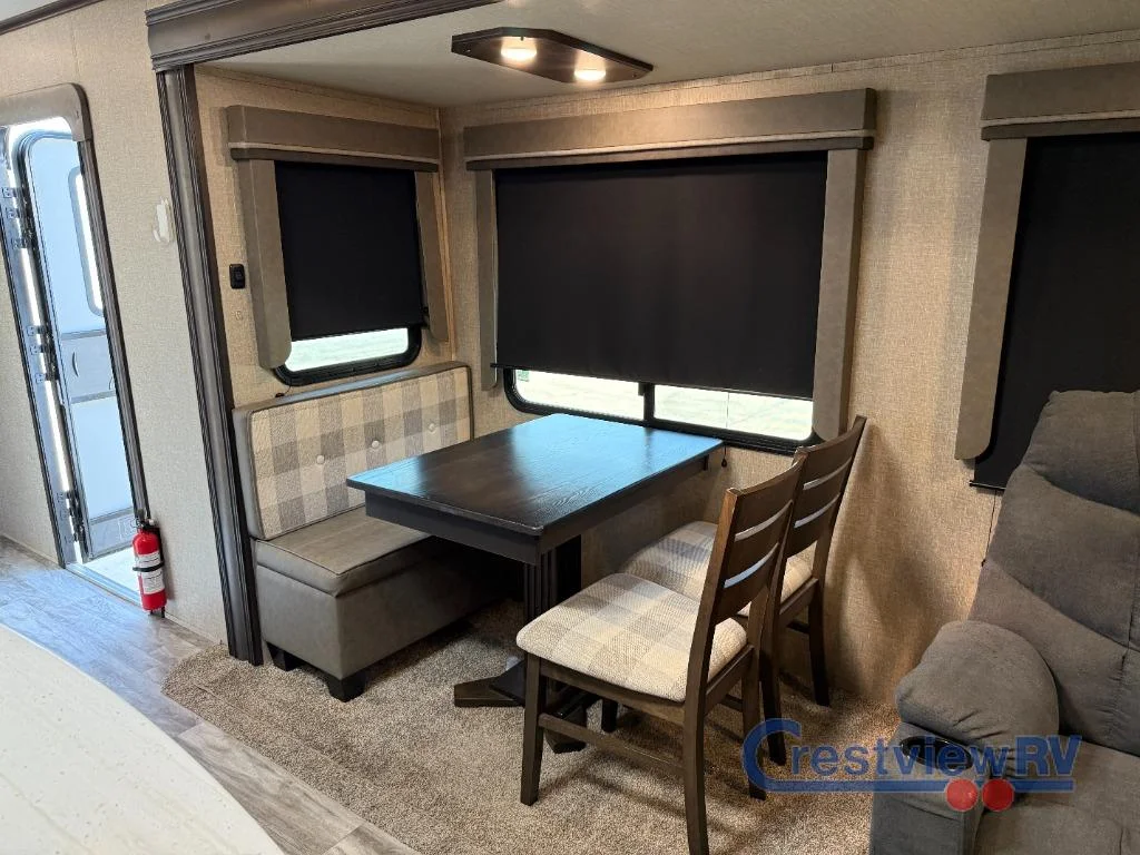 2023 Grand Design Reflection Travel Trailer photo 11