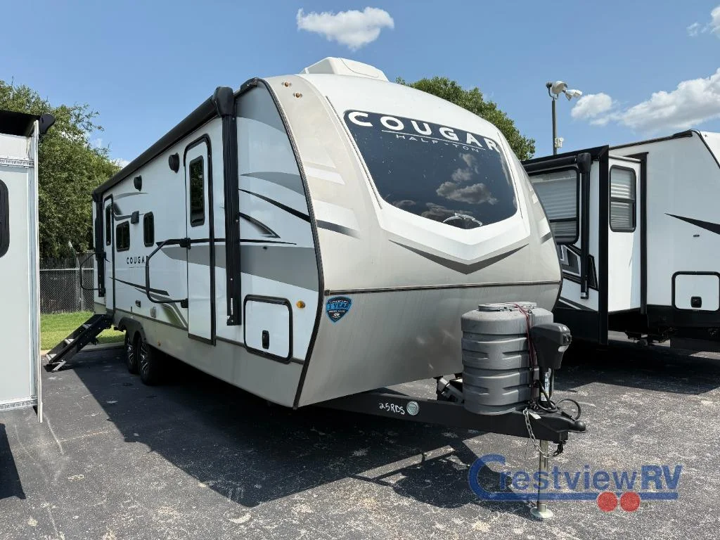 2024 Keystone Cougar Half-Ton 25RDS photo 2