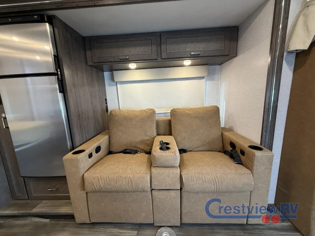2025 Winnebago Porto 24P photo 9