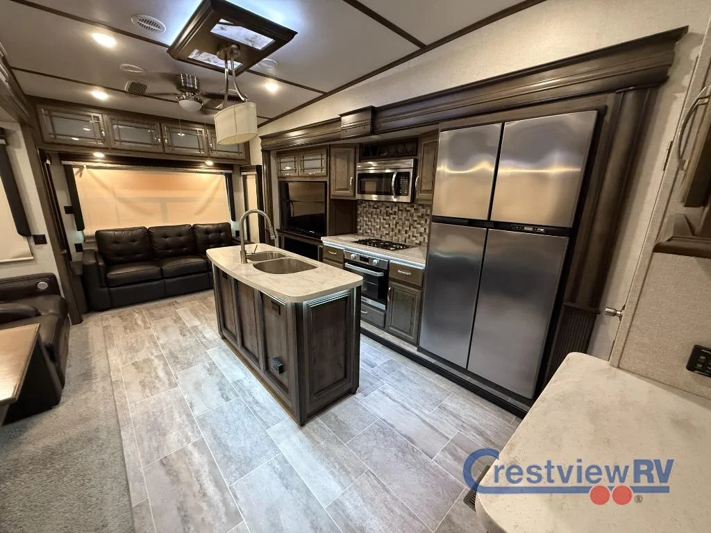 2019 Keystone RV Montana 3120RL photo 4