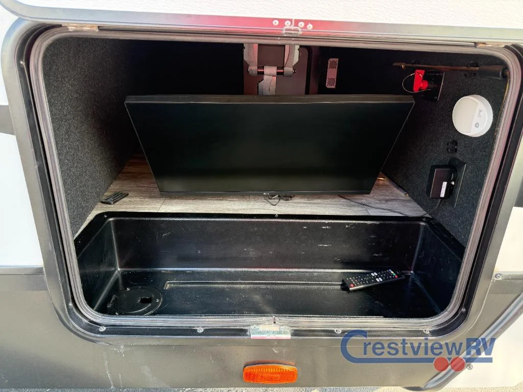 2022 Grand Design Reflection Travel Trailer photo 30