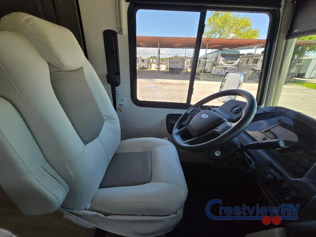 2026 Forest River Georgetown 5 Series 34M5 photo 20