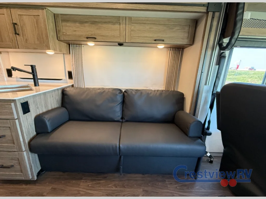 2026 Winnebago Sunstar 29V photo 9