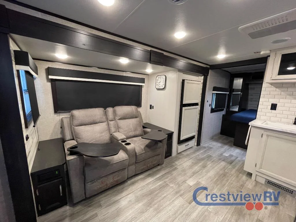 2023 Jayco Jay Feather 22RB photo 11