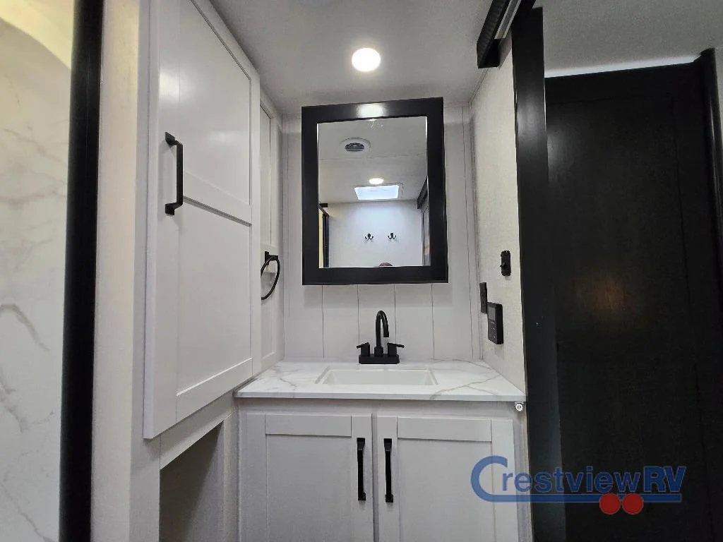 2026 Open Range RV Roamer Light Duty 28DBSS photo 26